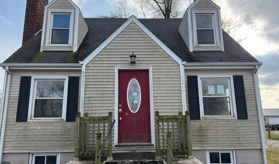 603 E Old 36 Hwy, Alexander, IL 62601 - 3 Beds, 2 Bath