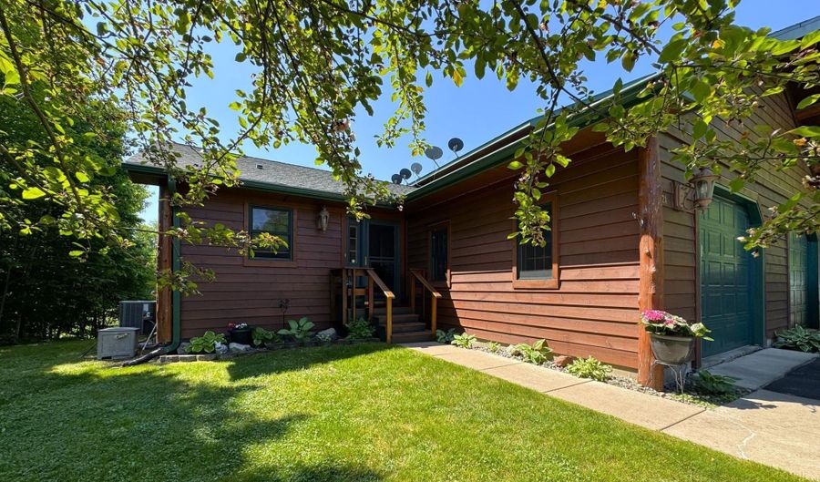 37760 Dove St 21, Aitkin, MN 56431 - 2 Beds, 3 Bath