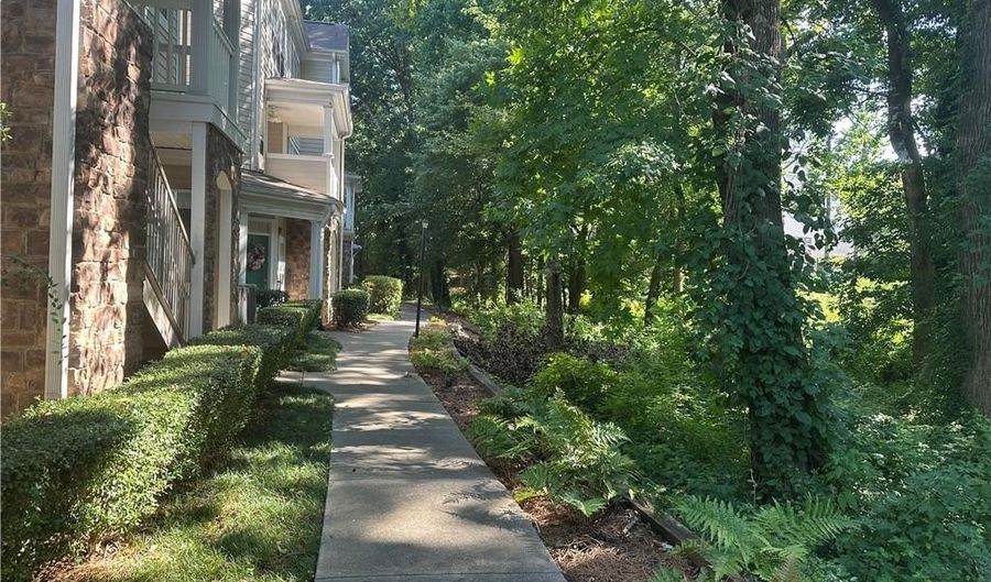 232 Edinburgh Ct, Alpharetta, GA 30004 - 3 Beds, 3 Bath