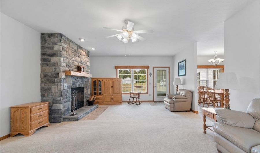 2265 Industry Rd, Atwater, OH 44201 - 3 Beds, 2 Bath