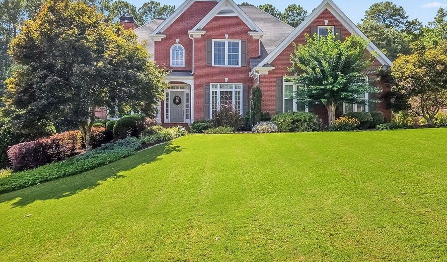 2671 Corinault Way NW, Acworth, GA 30101 - 6 Beds, 5 Bath