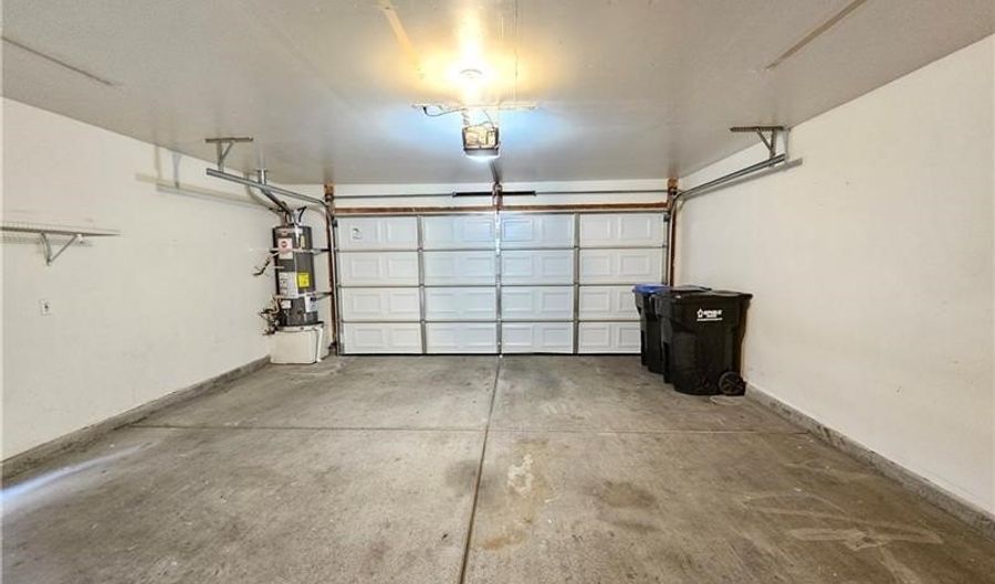 729 Tawney Eagle St, Henderson, NV 89015 - 4 Beds, 3 Bath