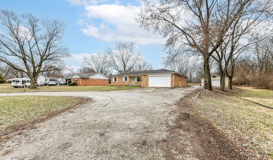 435 W Thompson Rd, Indianapolis, IN 46217 - 4 Beds, 3 Bath
