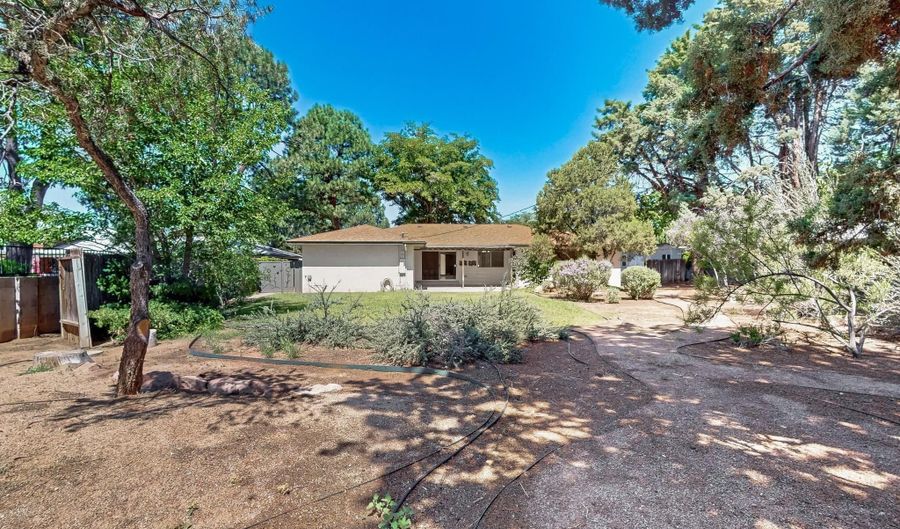 3208 Texas St NE, Albuquerque, NM 87110 - 4 Beds, 3 Bath