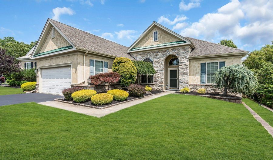 4 Faulkners Pl, Barnegat, NJ 08005 - 2 Beds, 2 Bath