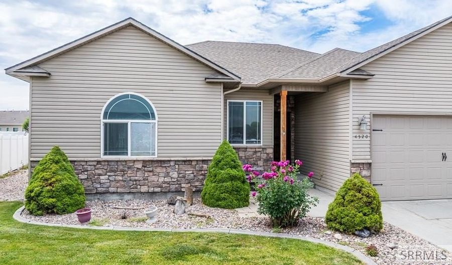 4520 Hershey Loop, Chubbuck, ID 83202 - 3 Beds, 2 Bath