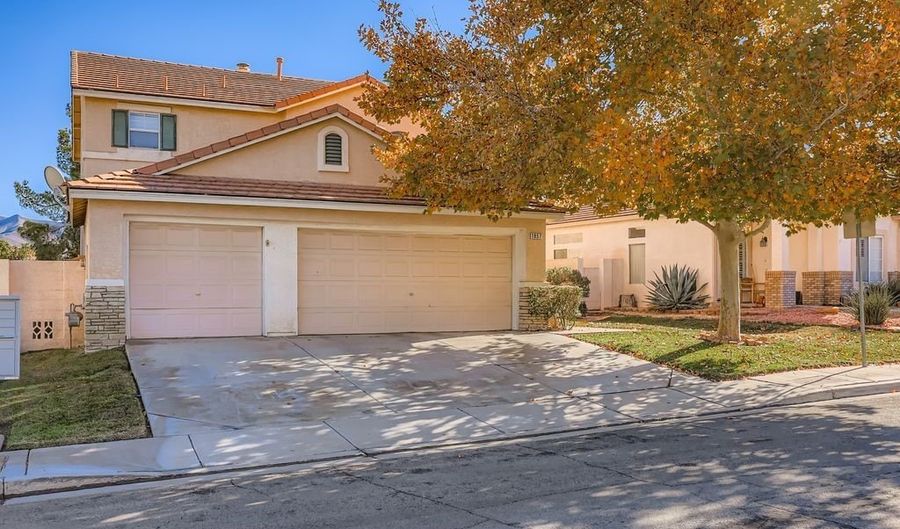 1857 Desert Forest Way, Henderson, NV 89012 - 4 Beds, 3 Bath