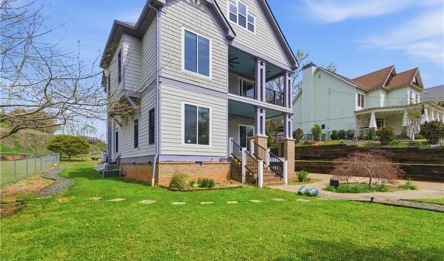 850 Ormewood Ave SE A, Atlanta, GA 30316 - 5 Beds, 3 Bath