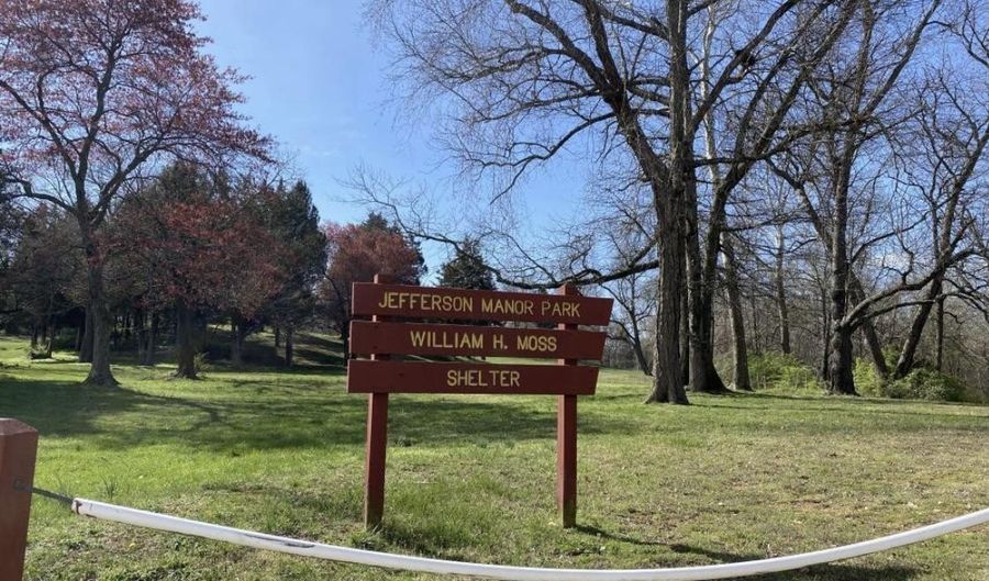 5862 MONTICELLO Rd, Alexandria, VA 22303 - 2 Beds, 1 Bath