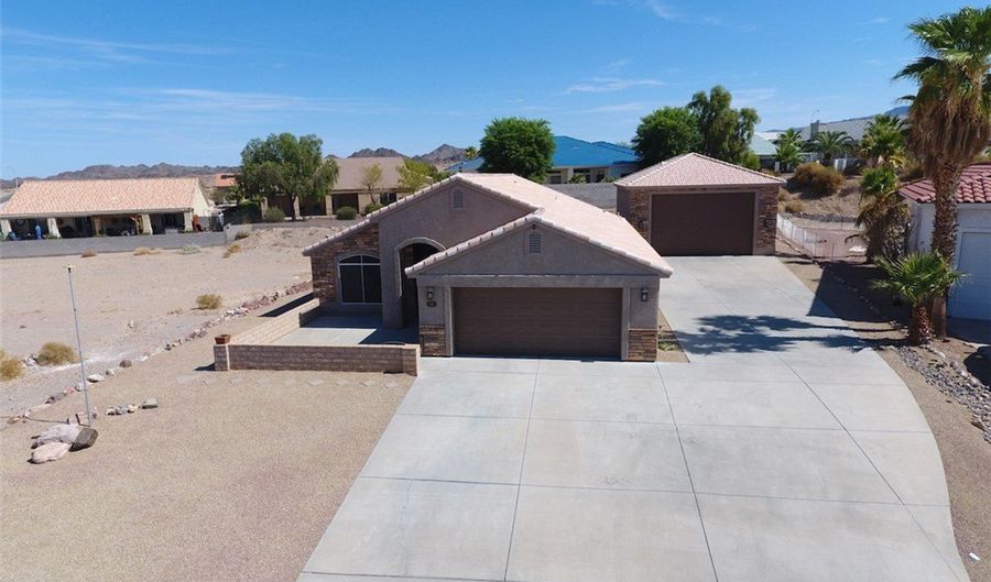 286 N Ridge Cv, Bullhead City, AZ 86429 - 3 Beds, 2 Bath