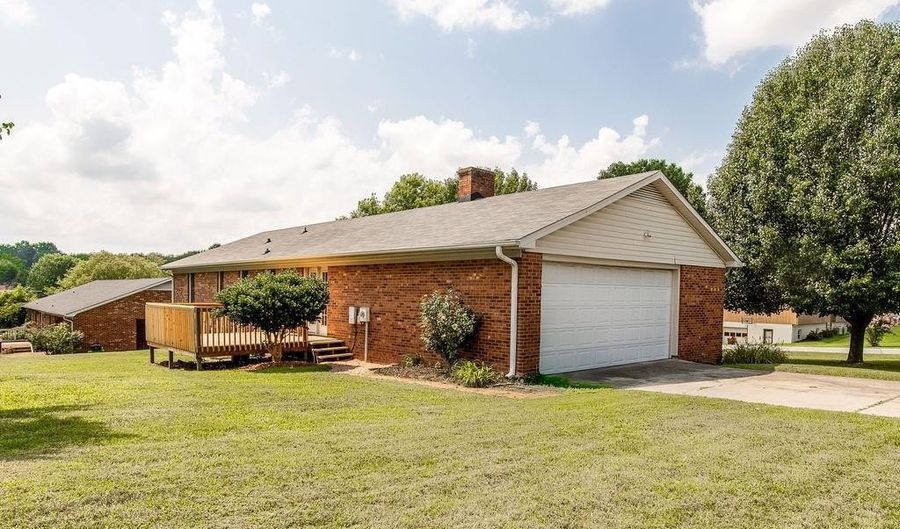 101 Blair Dr, Archdale, NC 27263 - 3 Beds, 2 Bath