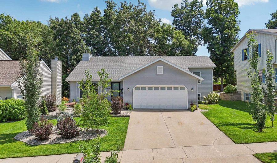 3601 Cosgrove Dr, Madison, WI 53719 - 4 Beds, 3 Bath