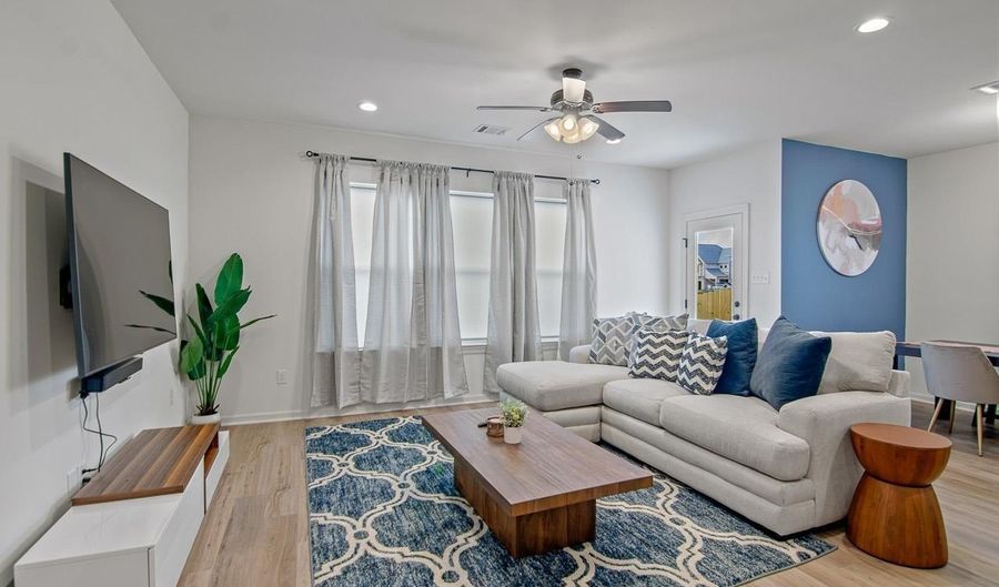 5618 Cottage Lake Dr, Baton Rouge, LA 70820 - 3 Beds, 3 Bath