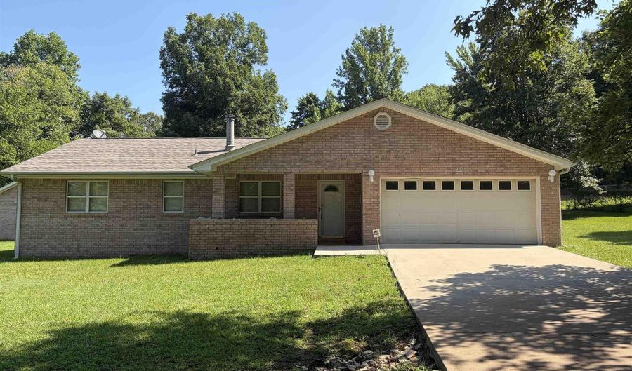 14946 Sardis Rd, Bauxite, AR 72011 - 3 Beds, 2 Bath