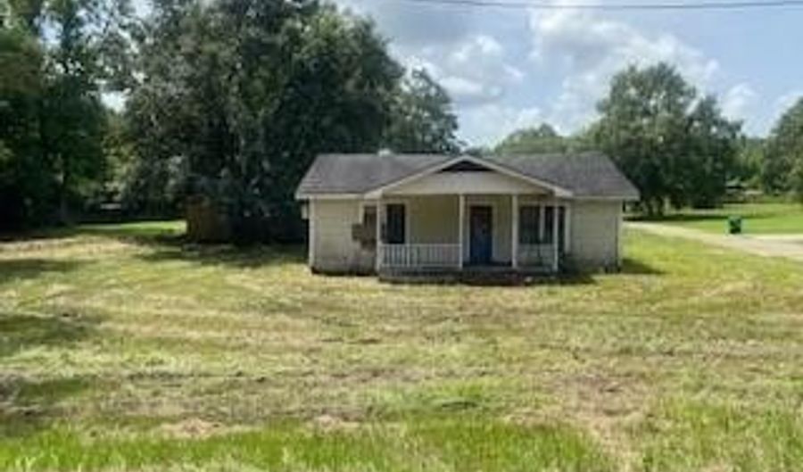 1122 W 10TH St, Bogalusa, LA 70427 - 2 Beds, 1 Bath