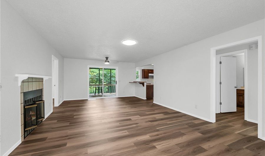 36 Sandwick Dr, Bella Vista, AR 72715 - 3 Beds, 3 Bath