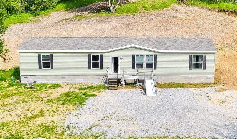 723 Industrial Park Dr, Anderson, MO 64831 - 4 Beds, 2 Bath