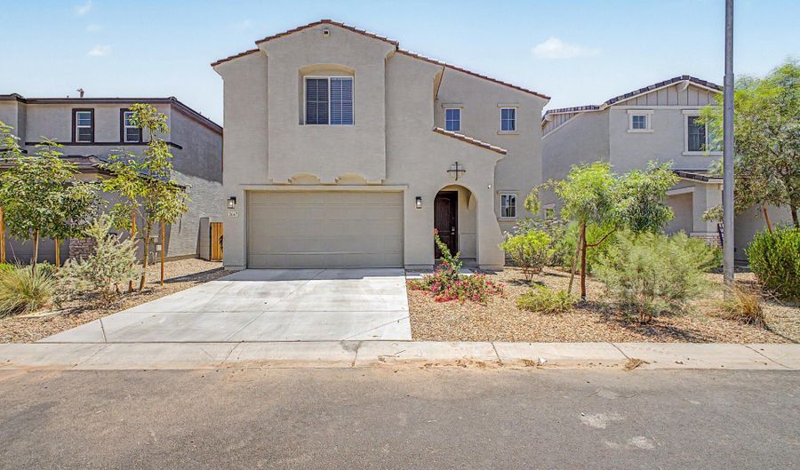 2667 E BLUFF SPRING Ave, Apache Junction, AZ 85119 - 4 Beds, 3 Bath