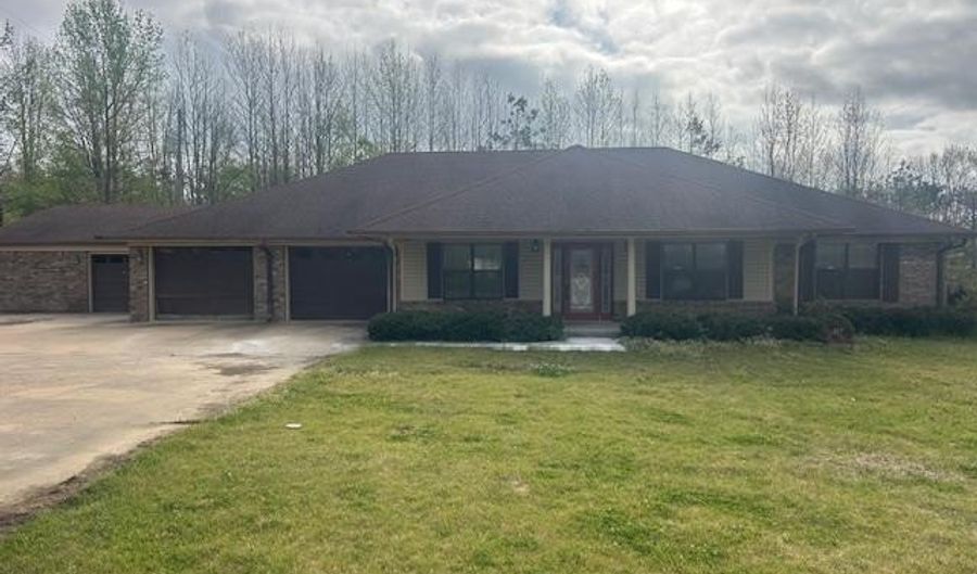 1091 Heafner Rd, Batesville, MS 38606 - 4 Beds, 2 Bath