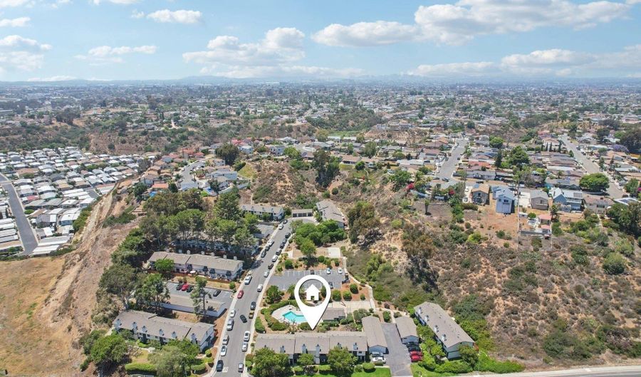 5890 Reo Ter C, San Diego, CA 92139 - 2 Beds, 3 Bath