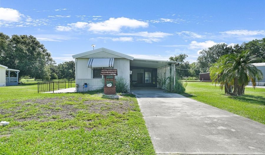 1298 SE LAKE Rd, Arcadia, FL 34266 - 2 Beds, 2 Bath