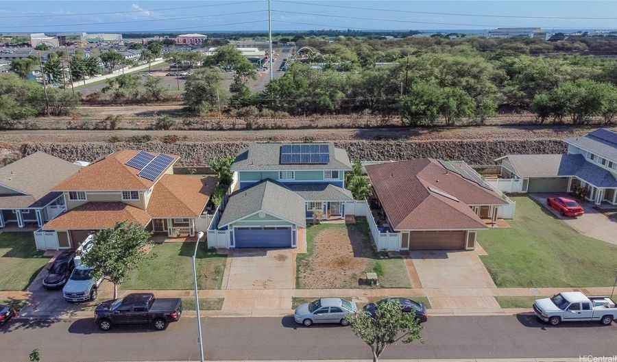 91-1013 Kaupea St, Kapolei, HI 96707 - 4 Beds, 3 Bath