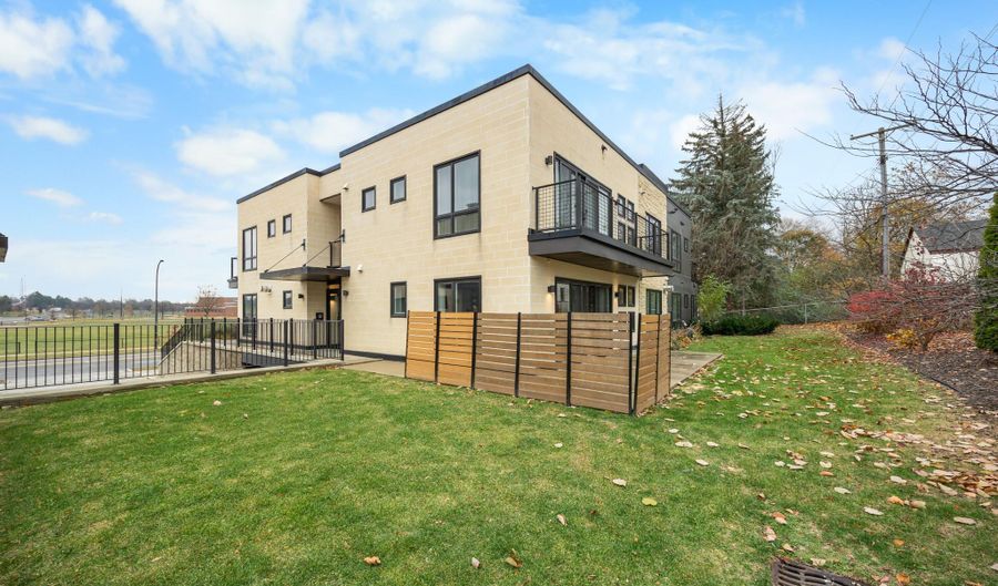 460 W Stadium Blvd, Ann Arbor, MI 48103 - 8 Beds, 0 Bath