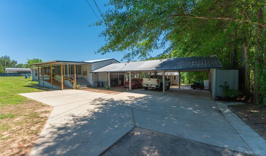 1462 Mccauley Rd, Baker, FL 32531 - 4 Beds, 2 Bath