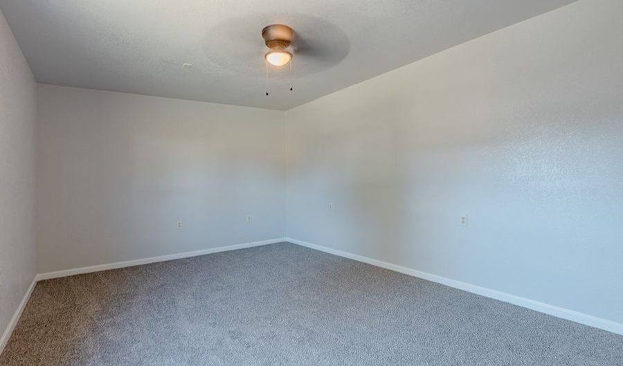 708 NW 8th St, Andrews, TX 79714 - 3 Beds, 2 Bath