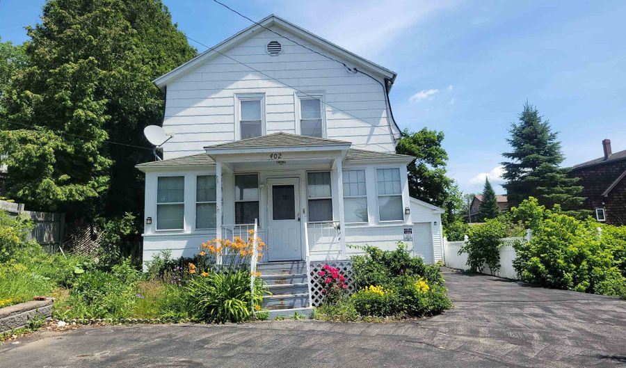 402 Hillside Ave, Berlin, NH 03570 - 3 Beds, 2 Bath