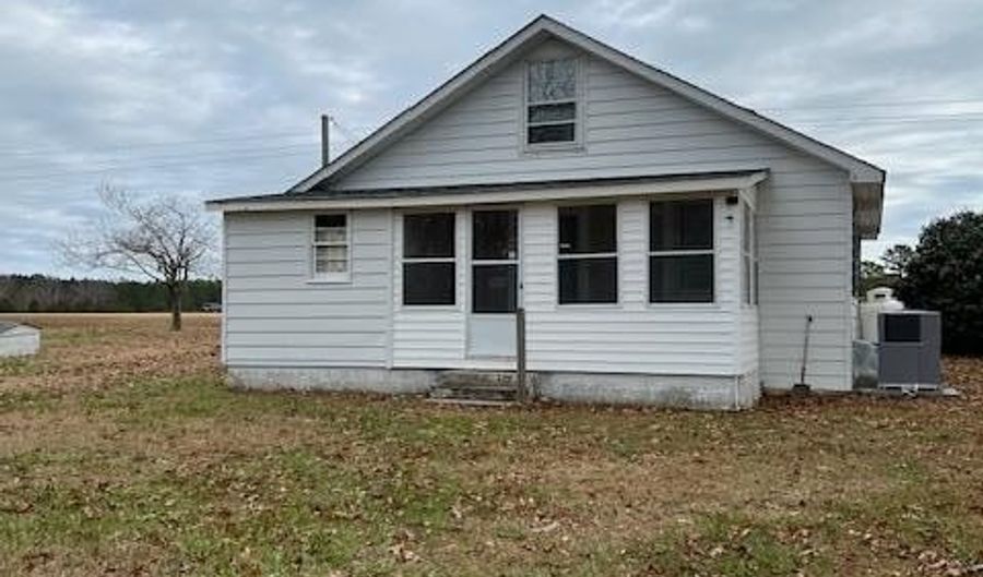 6984 Frazier Rd, Bailey, NC 27807 - 2 Beds, 1 Bath