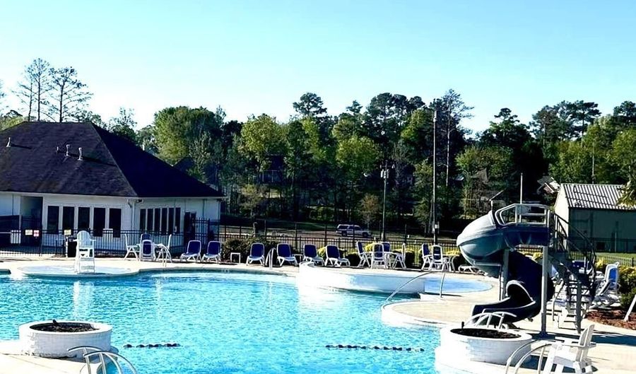 429 Bradford Dr, Brandon, MS 39047 - 4 Beds, 3 Bath