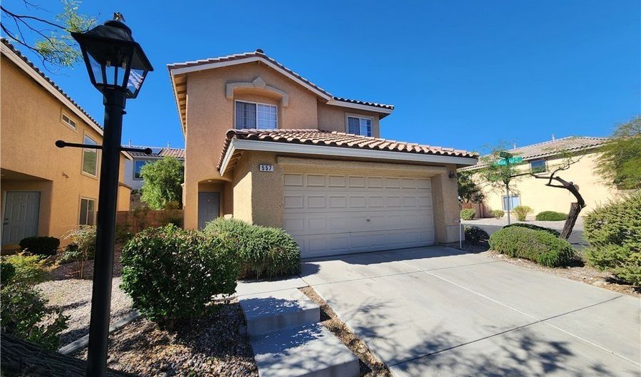557 Poplar Leaf St, Las Vegas, NV 89144 - 3 Beds, 3 Bath
