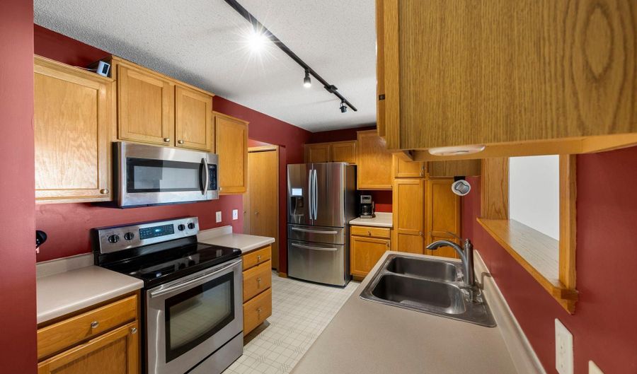 10390 64th St NE, Albertville, MN 55301 - 3 Beds, 2 Bath