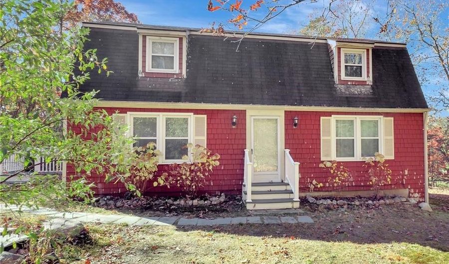 89 Narrow Ln, Charlestown, RI 02813 - 3 Beds, 3 Bath