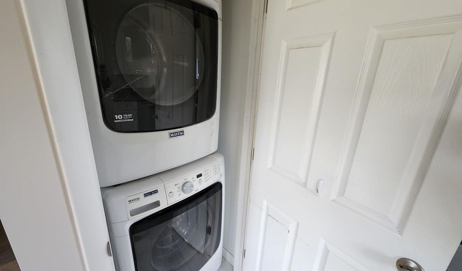 10 Point Pleasant, Beesleys Point, NJ 08223 - 3 Beds, 2 Bath