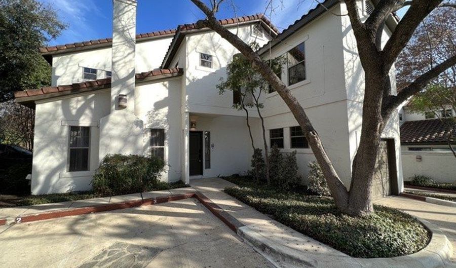 208 GRANDVIEW Pl 4, Alamo Heights, TX 78209 - 3 Beds, 3 Bath