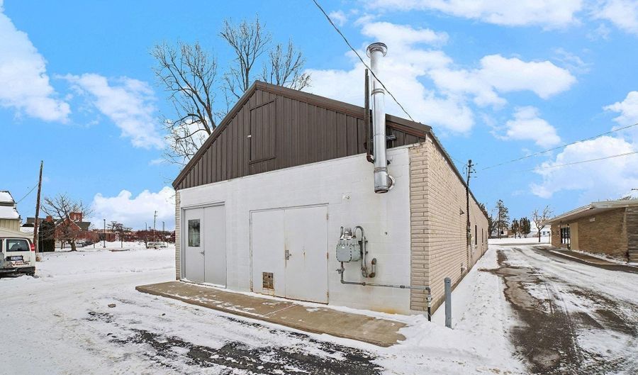 316 W Superior St, Alma, MI 48801 - 0 Beds, 1 Bath