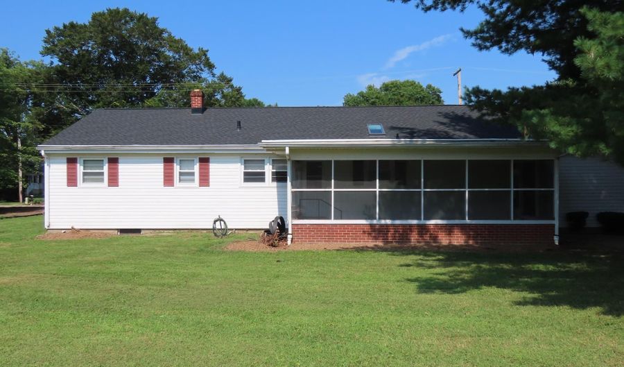 143 N OLD MILL Rd, Dover, DE 19901 - 4 Beds, 2 Bath