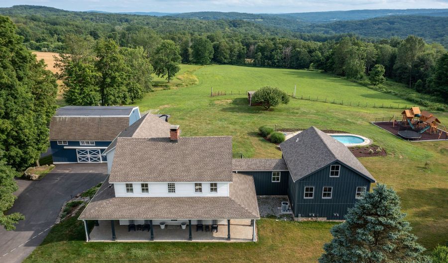 83 Thomson Rd, Bethlehem, CT 06751 - 5 Beds, 4 Bath