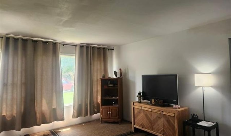 1507 S Elm Ave, Bartlesville, OK 74003 - 2 Beds, 1 Bath