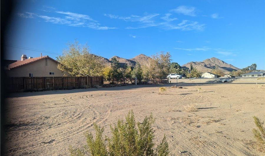 0 HWY 18, Apple Valley, CA 92307 - 0 Beds, 0 Bath