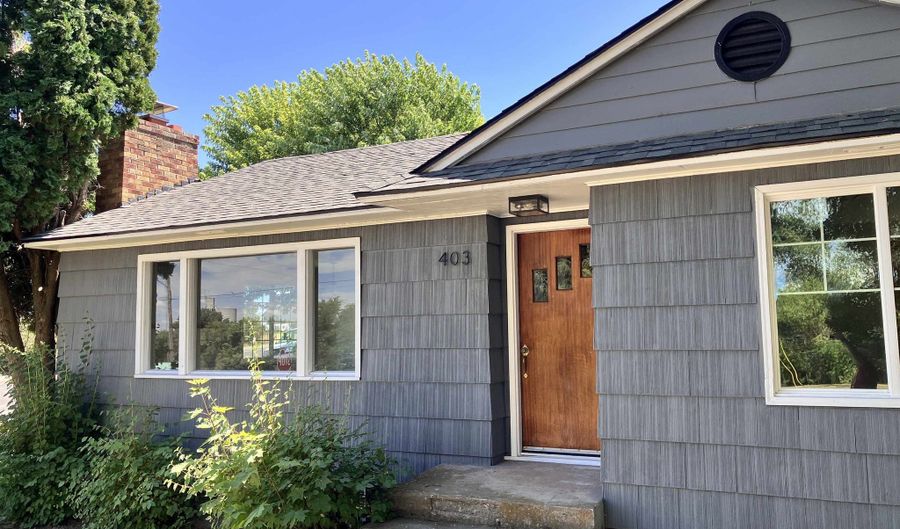 403 W Chestnut St, Almira, WA 99103 - 3 Beds, 0 Bath