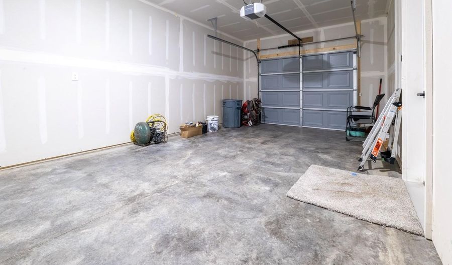 901 Bennington Dr, Box Elder, SD 57719 - 4 Beds, 2 Bath