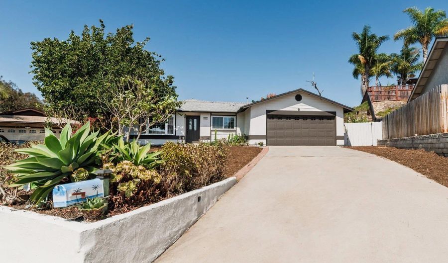 3325 Heather Ln, Oceanside, CA 92056 - 3 Beds, 2 Bath