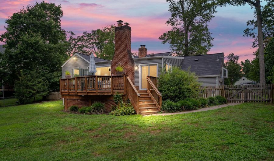 3801 WOODLEY Dr, Alexandria, VA 22309 - 3 Beds, 2 Bath