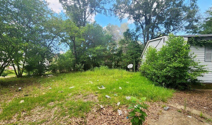 203 S Valencia Dr, Albany, GA 31707 - 5 Beds, 2 Bath
