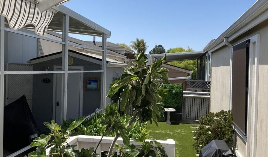 77 Leawood DR 77, Aptos, CA 95003 - 3 Beds, 2 Bath
