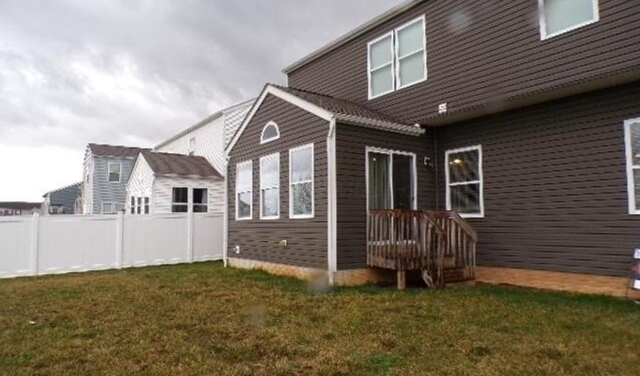 5294 Karst Cir, Ashville, OH 43103 - 3 Beds, 3 Bath