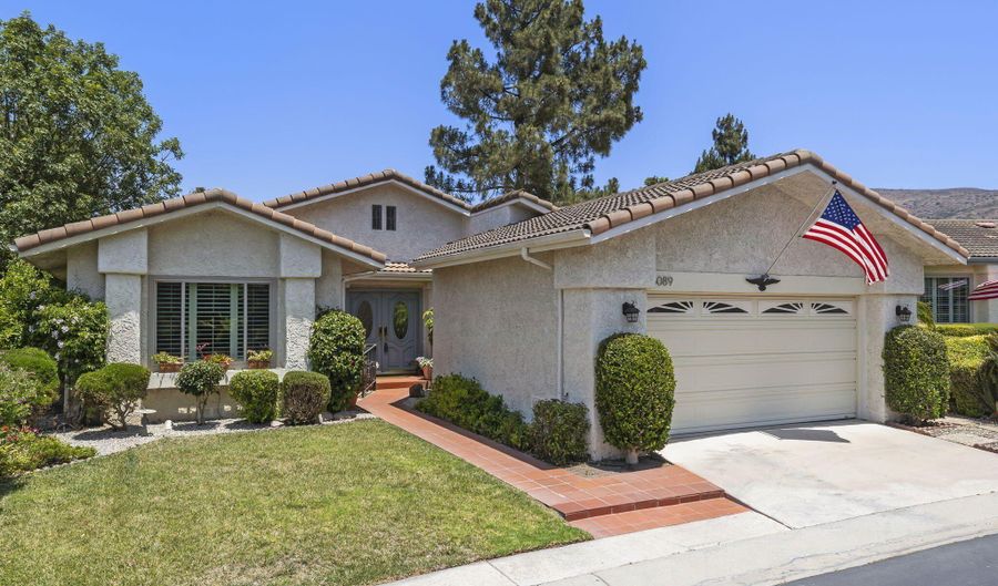 6089 San Dimas Ave, Camarillo, CA 93012 - 2 Beds, 2 Bath